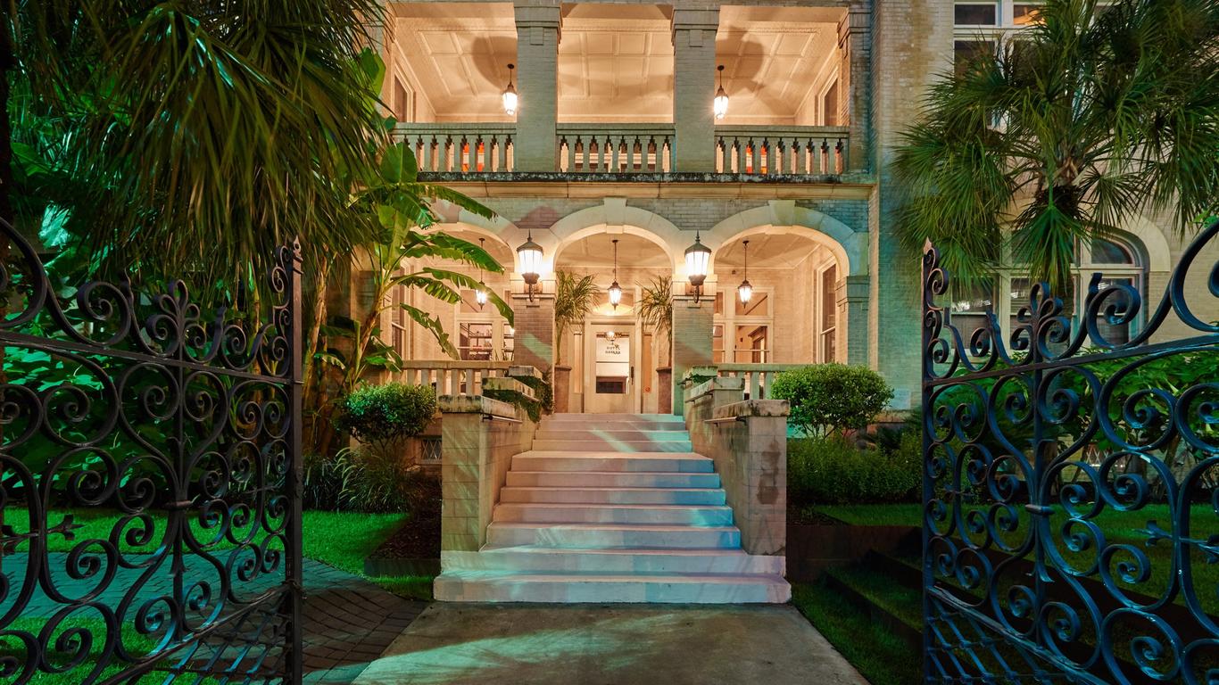 Hotel Havana