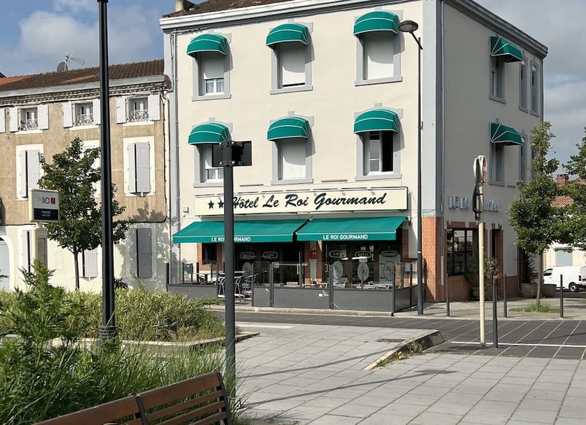 Building Photo
