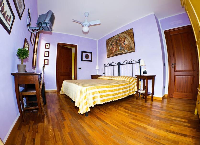 Bedroom Photo