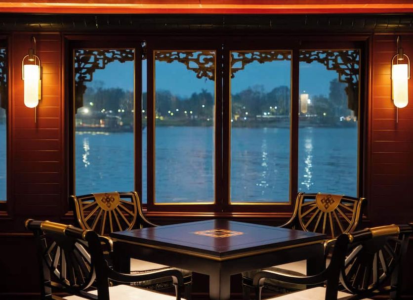 Dining room Photo