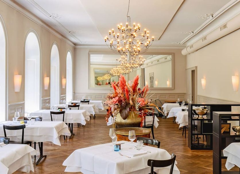 Restaurant Photo