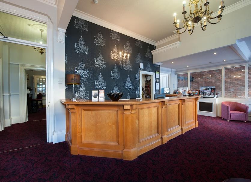 Front desk Photo