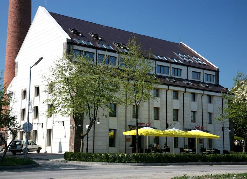Building Photo