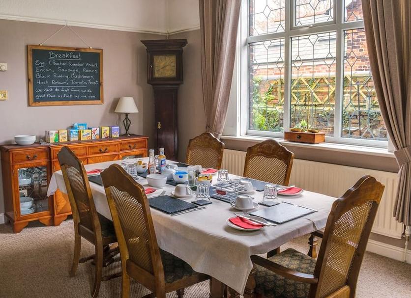Dining room Photo