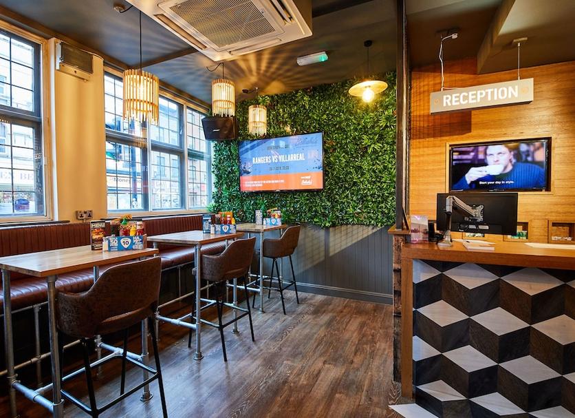 Restaurant Photo