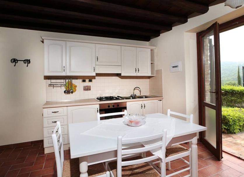 Kitchen Photo
