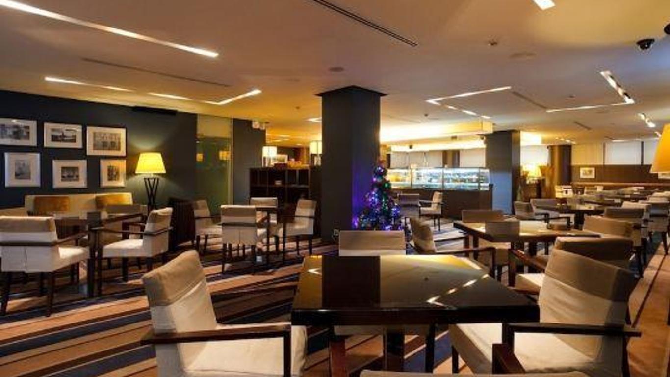 Azimut Hotel Olympic Moscow