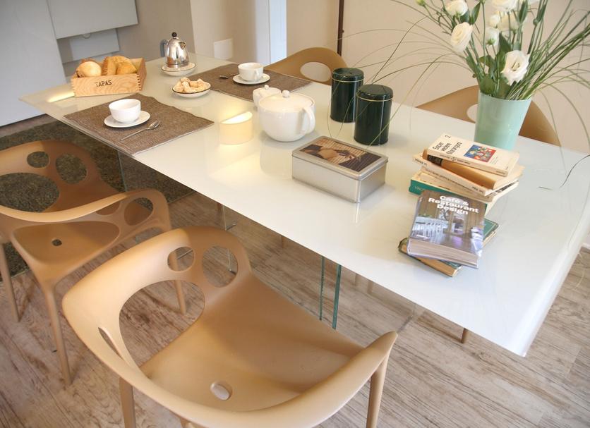 Dining room Photo