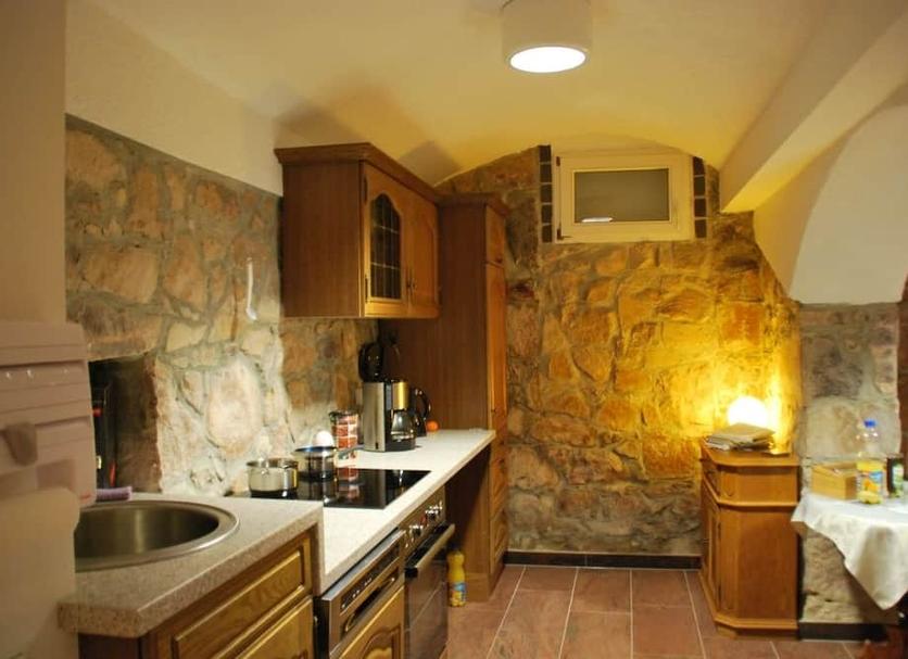 Kitchen Photo