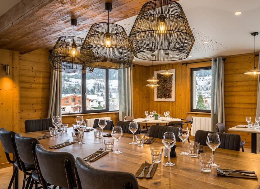 Restaurant Photo