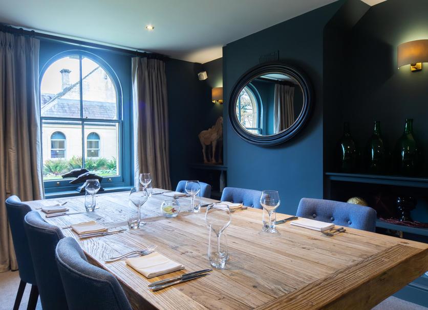 Dining room Photo