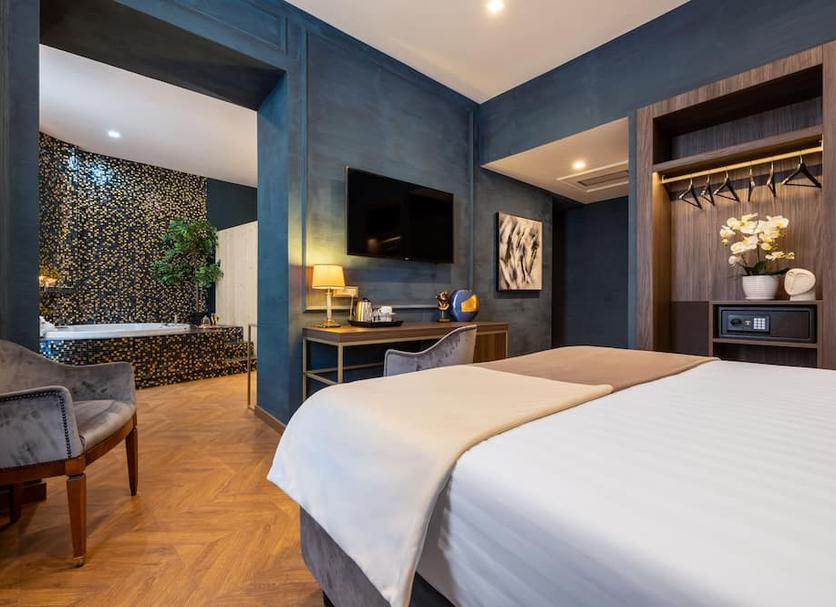 Bedroom Photo