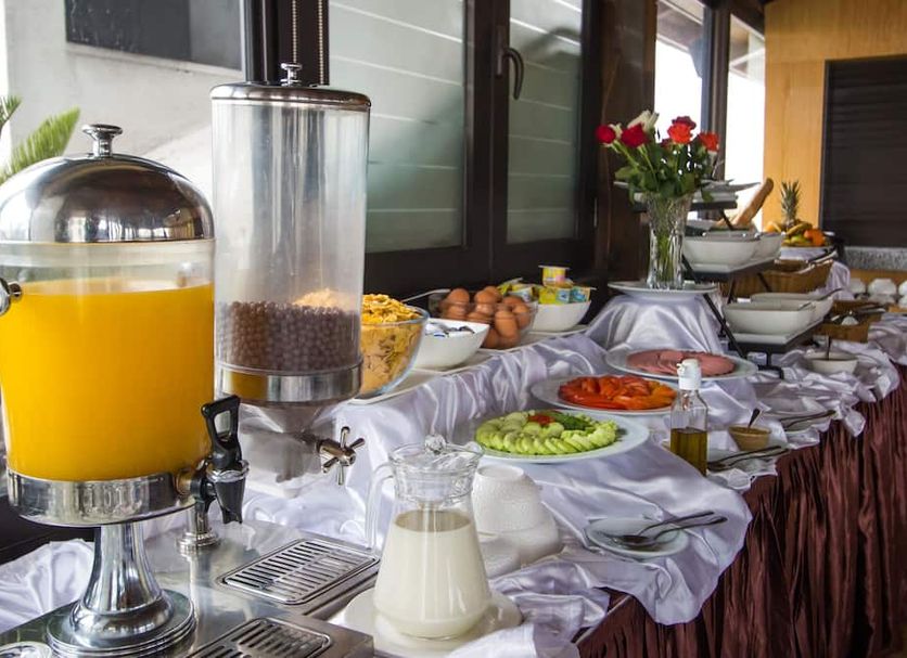 Buffet Photo