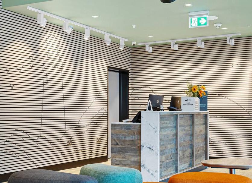 Front desk Photo