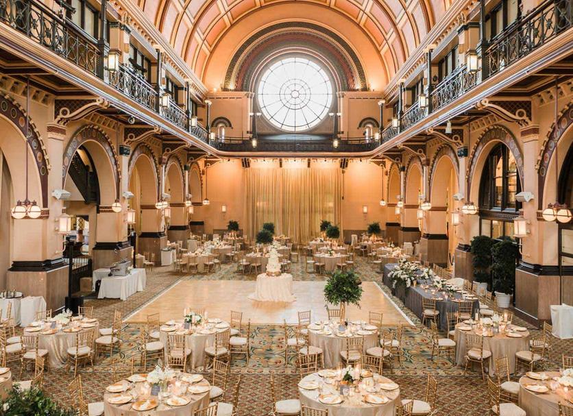 Banquet hall Photo