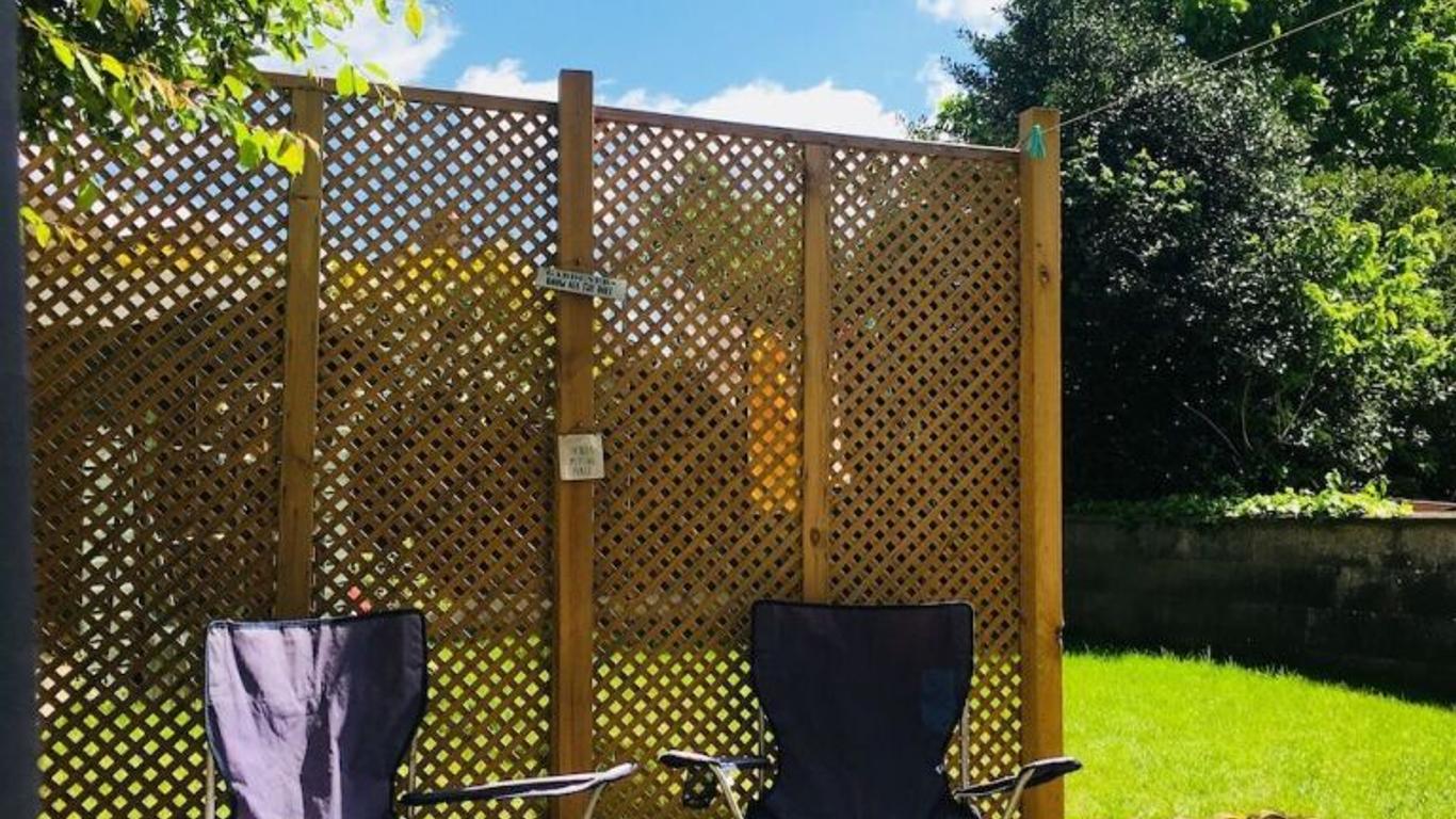 Private Studio Free Parking