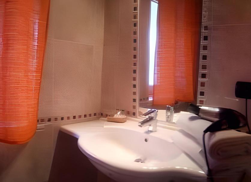 Bathroom Photo