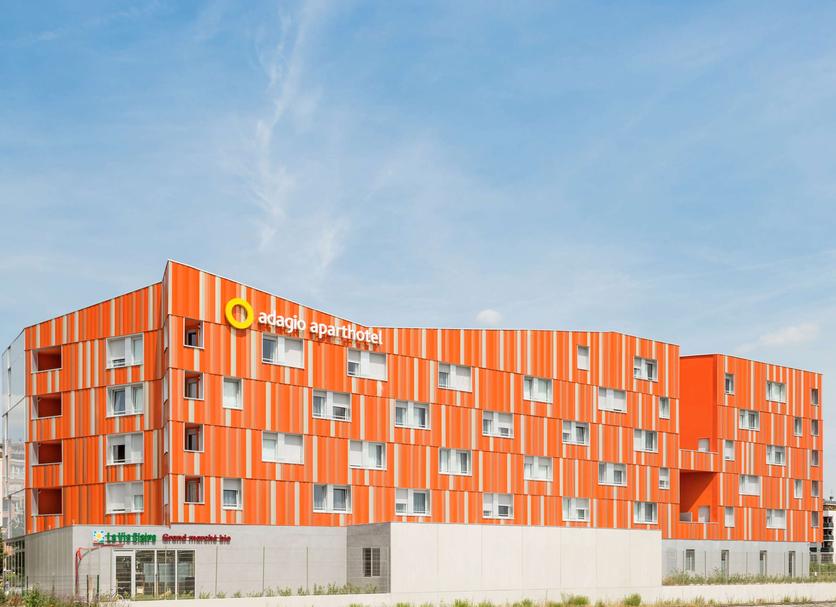 Building Photo