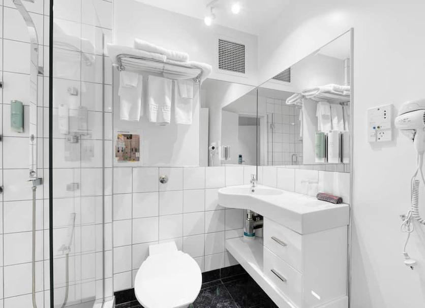 Bathroom Photo