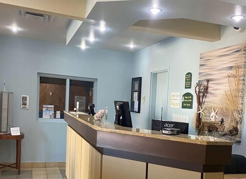 Front desk Photo