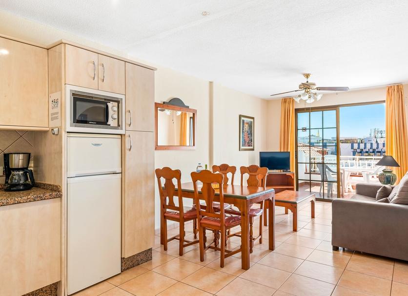 Dining room Photo