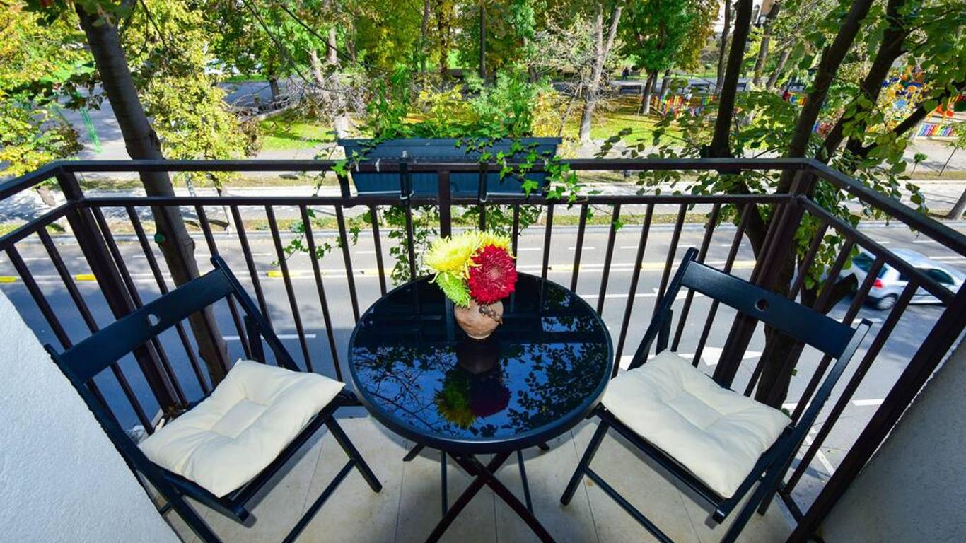 Central Park Apartment