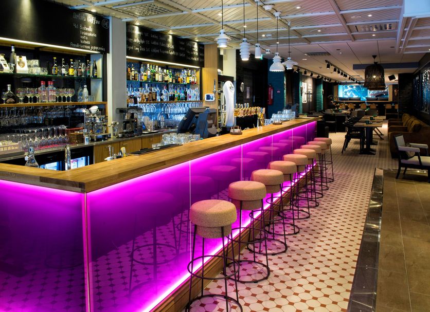 Bar Photo
