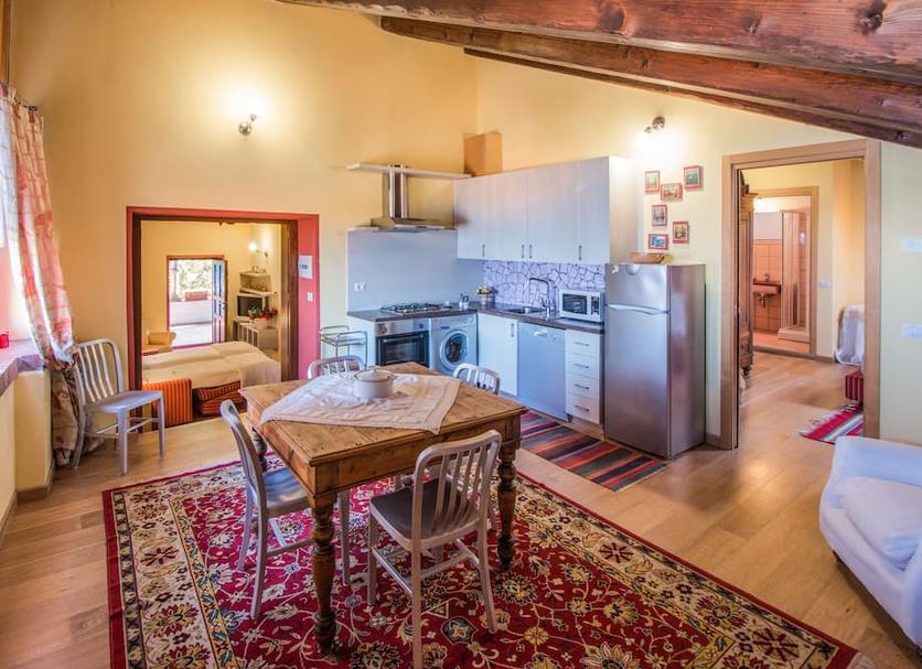 Kitchen Photo