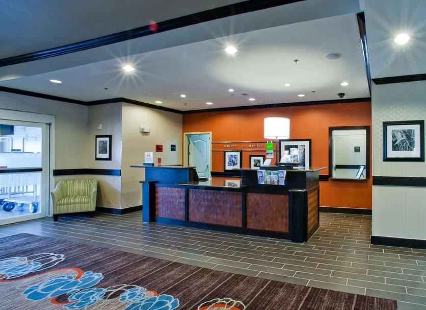 Front desk Photo