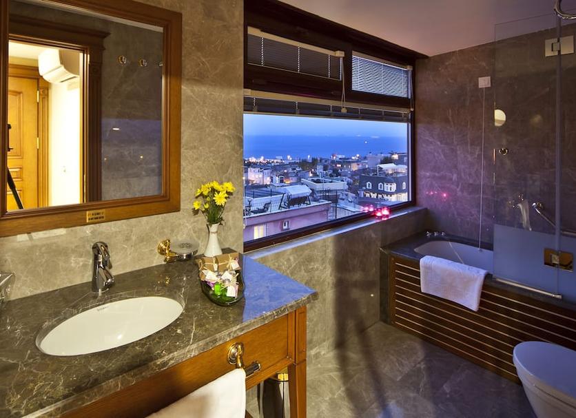 Bathroom Photo