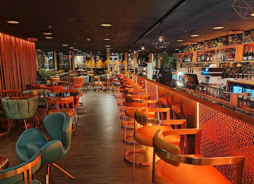 Bar Photo
