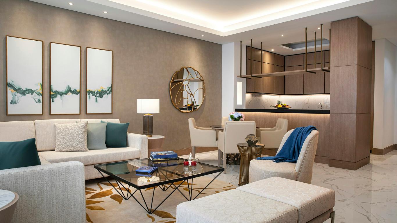 Al Jaddaf Rotana Suite Hotel