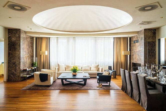 Berd's Hotel