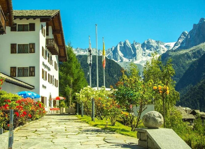 Outdoor view Photo