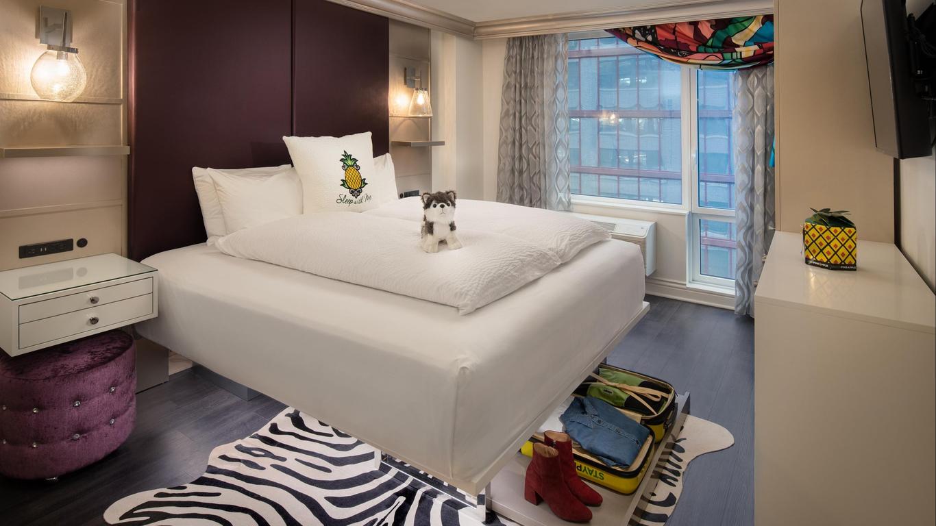 Staypineapple, An Artful Hotel, Midtown