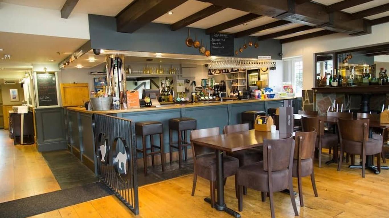 Fox & Goose Inn