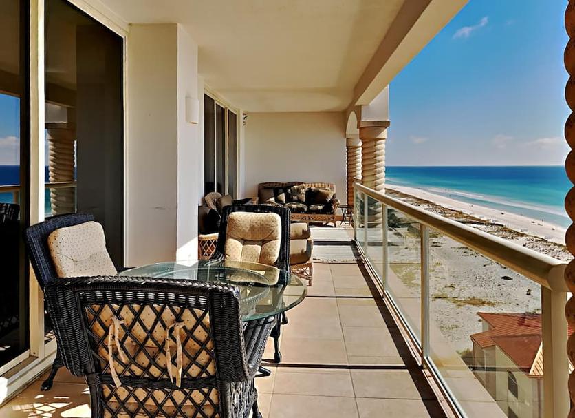 Balcony Photo