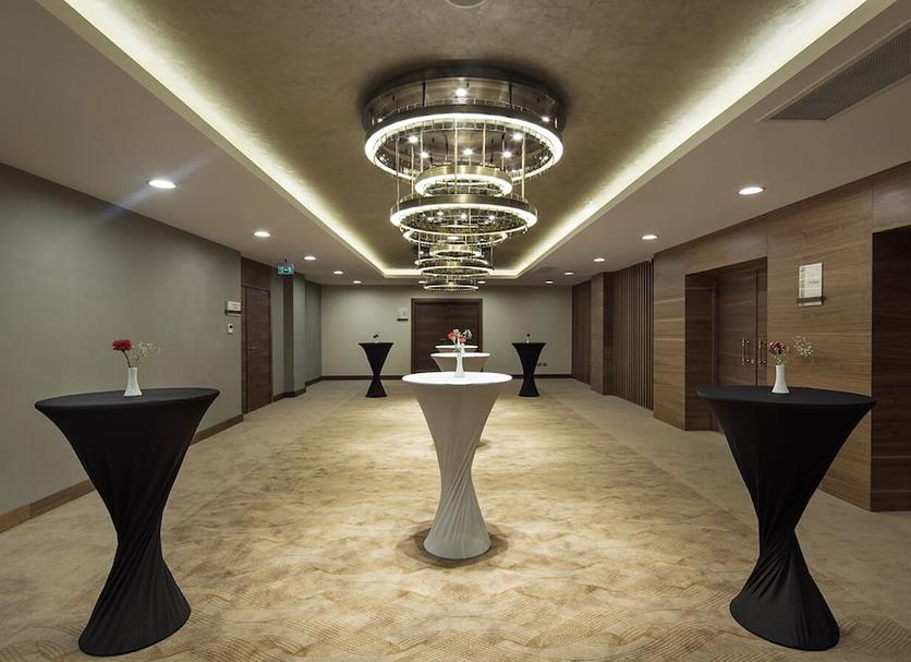 Banquet hall Photo