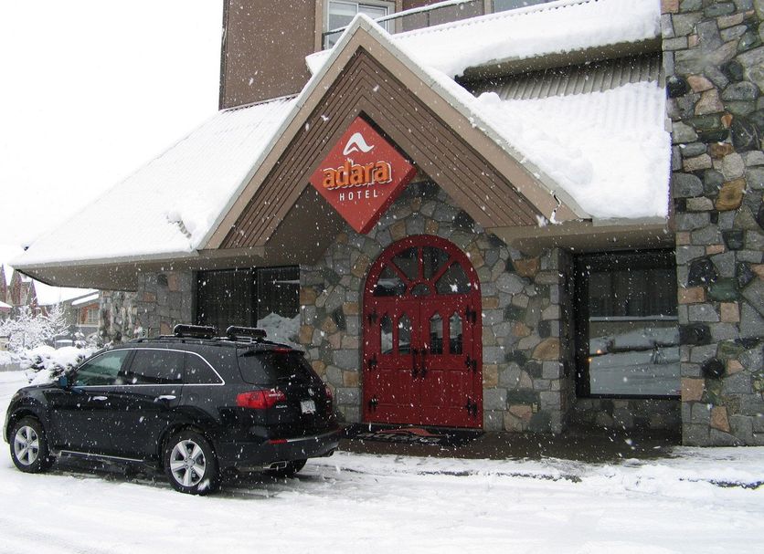 Hotel entrance Photo