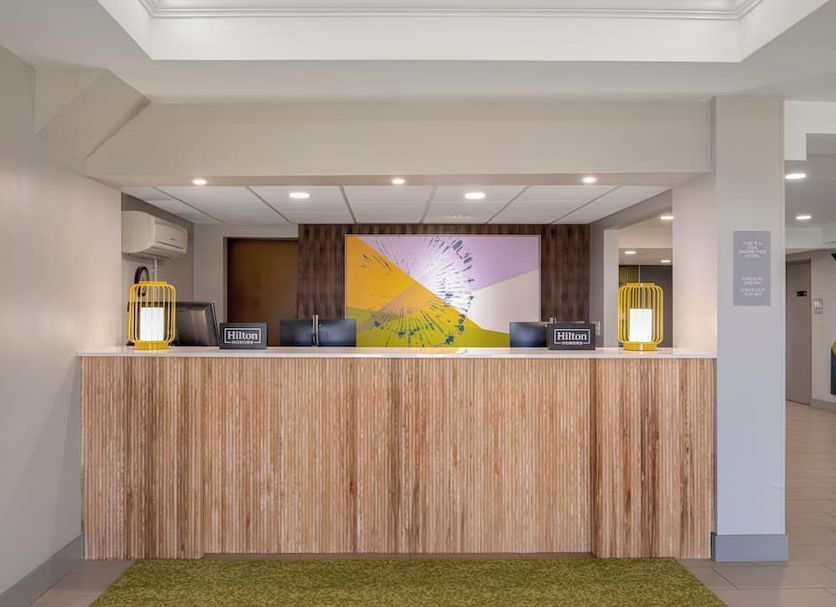 Front desk Photo