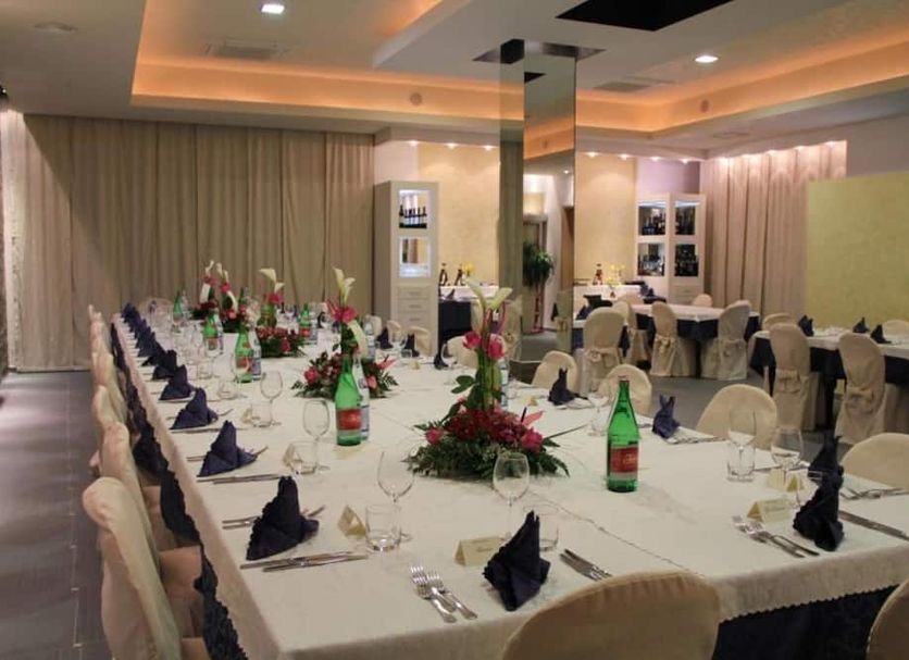 Banquet hall Photo