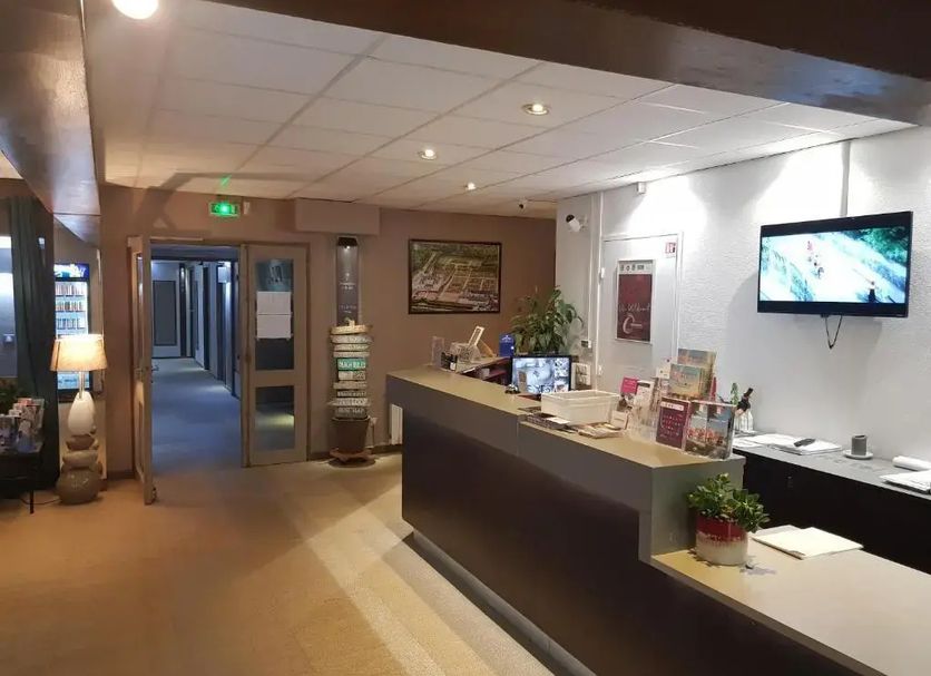 Front desk Photo