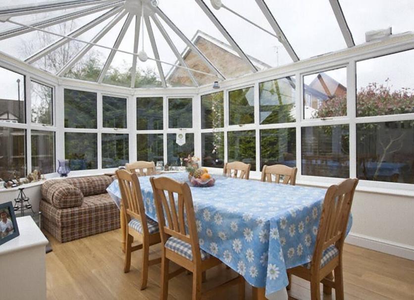 Dining room Photo