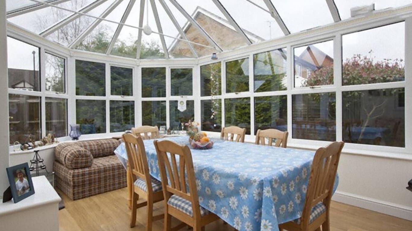 Burgess Hill Homestay