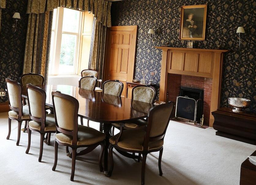 Dining room Photo