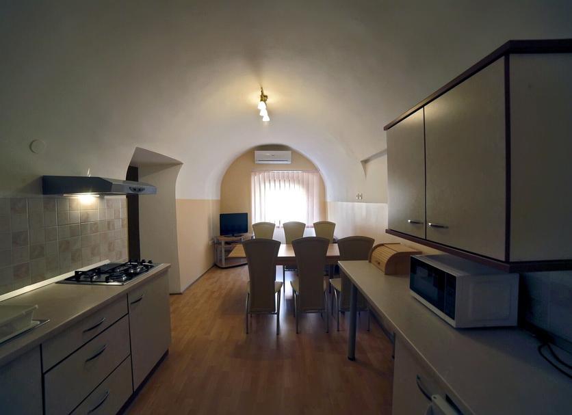 Kitchen Photo