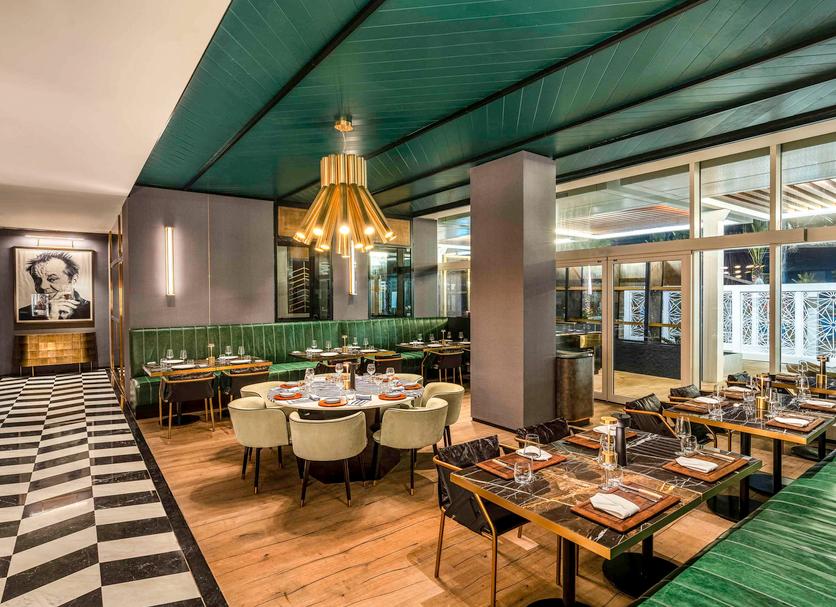 Restaurant Photo