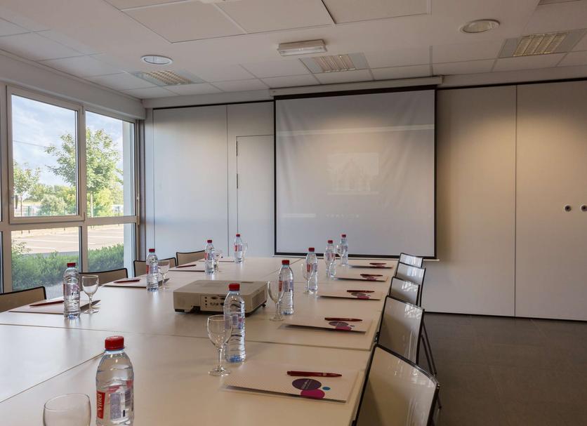 Conference room Photo