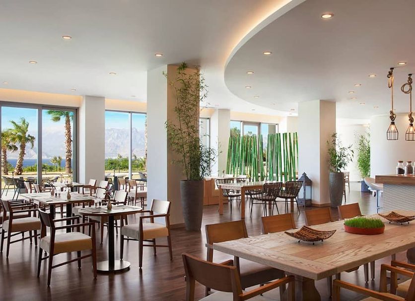 Restaurant Photo