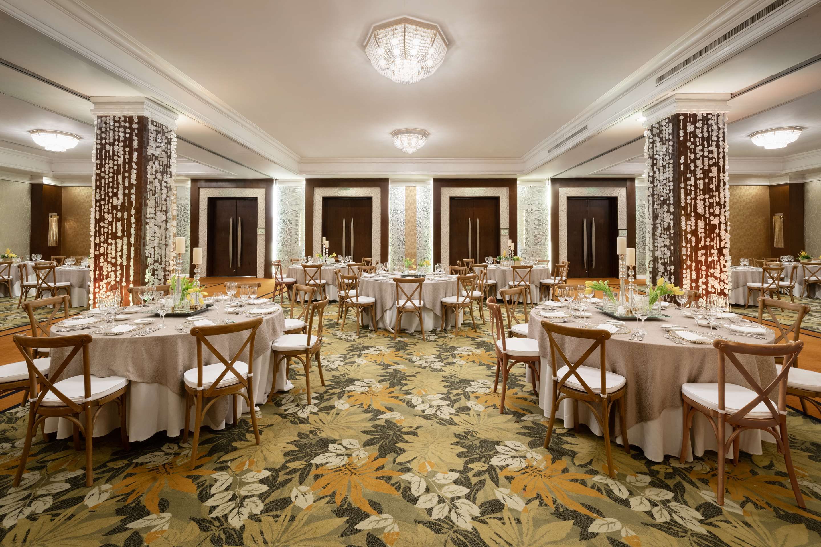Banquet hall